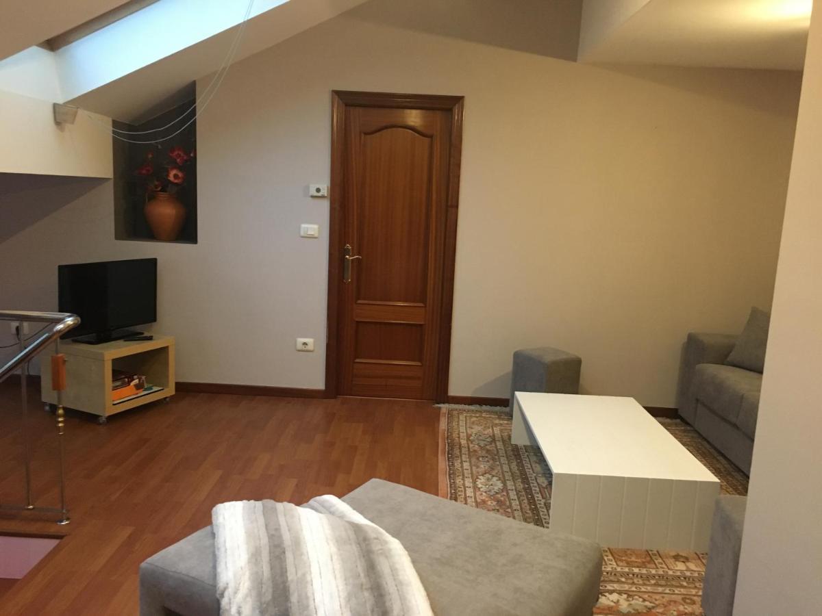 Appartamento Duplex Rosalia De Castro. Ribadavia Esterno foto
