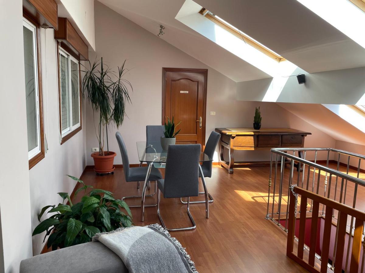 Appartamento Duplex Rosalia De Castro. Ribadavia Esterno foto